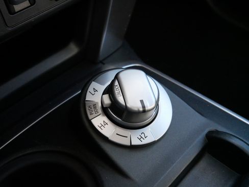 Used 2019 Toyota 4Runner SR5 Premium image 28