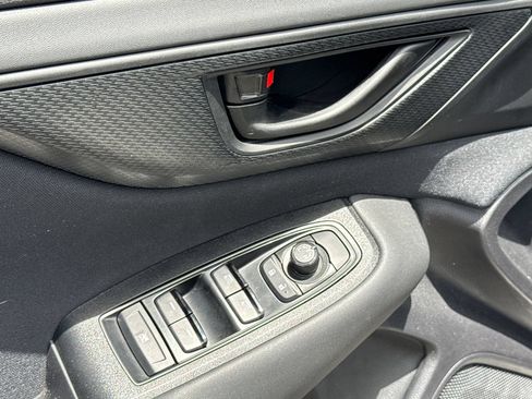 Certified 2025 Subaru Outback AWD/4WD image 18