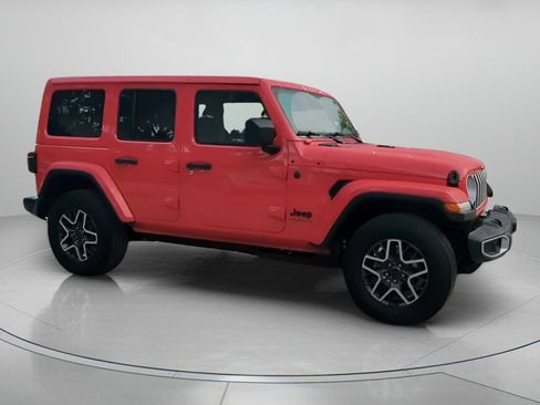 Used 2026 Jeep Wrangler Unlimited Sahara AWD/4WD image 34