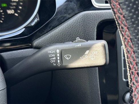 Used 2015 Volkswagen Jetta GLI SEL image 26