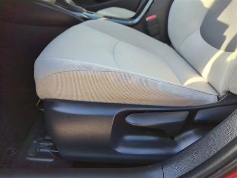 Certified 2020 Toyota Corolla LE image 13