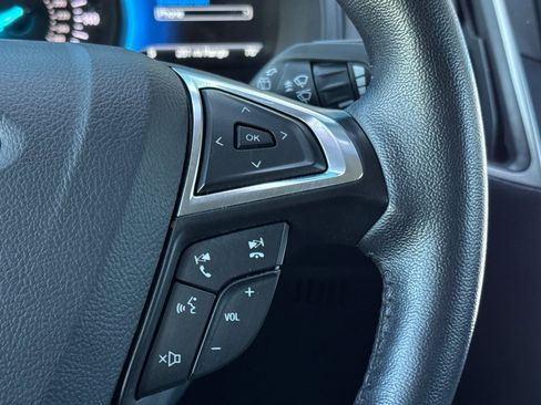 Used 2024 Ford Edge SEL image 28