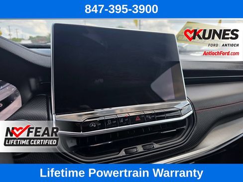 Used 2025 Jeep Compass Trailhawk AWD/4WD image 33