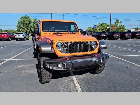 New 2025 Jeep Wrangler Unlimited Rubicon w/ Convenience Group image 18