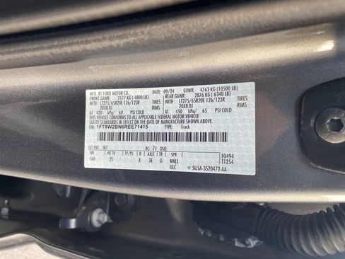 Used 2024 Ford F250 XLT w/ XLT Premium Package AWD/4WD image 34