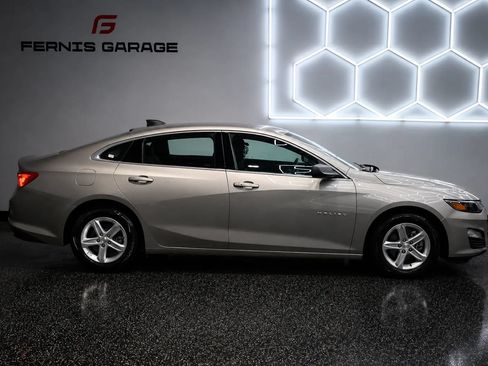 Used 2024 Chevrolet Malibu LS FWD image 5