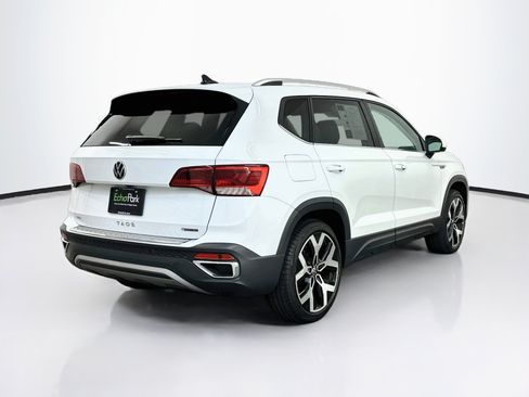 Used 2023 Volkswagen Taos SEL AWD/4WD image 9