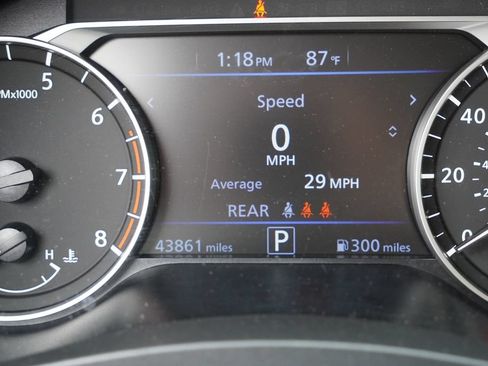 Used 2025 Nissan Altima 2.5 SV FWD image 6