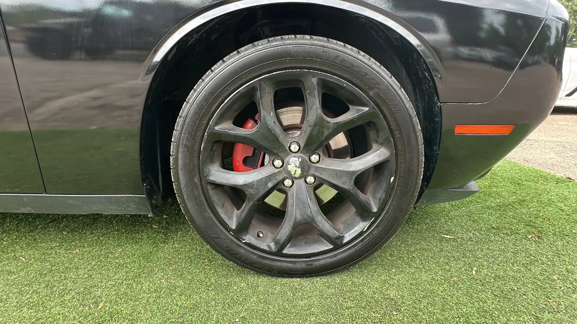 Used 2015 Dodge Challenger R/T Plus RWD image 33