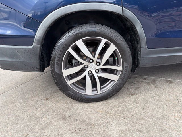 Used 2016 Honda Pilot Touring image 10
