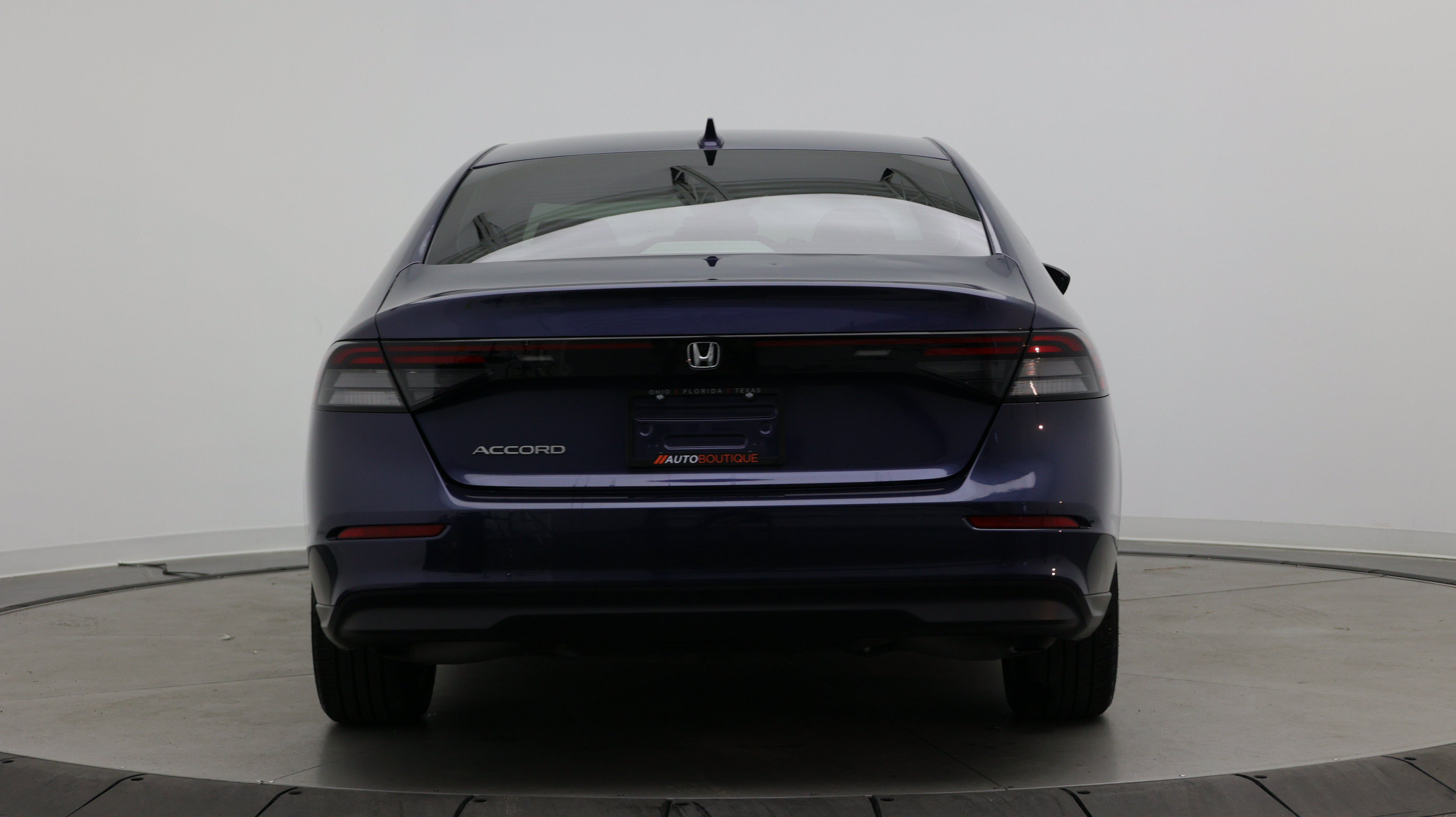 Used 2024 Honda Accord EX image 7
