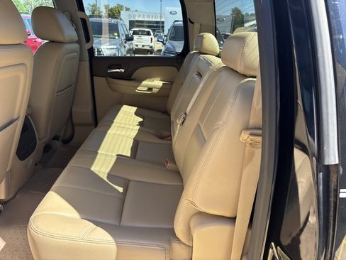 Used 2012 GMC Sierra 2500 SLT w/ Suspension Package, Off-Road AWD/4WD image 16