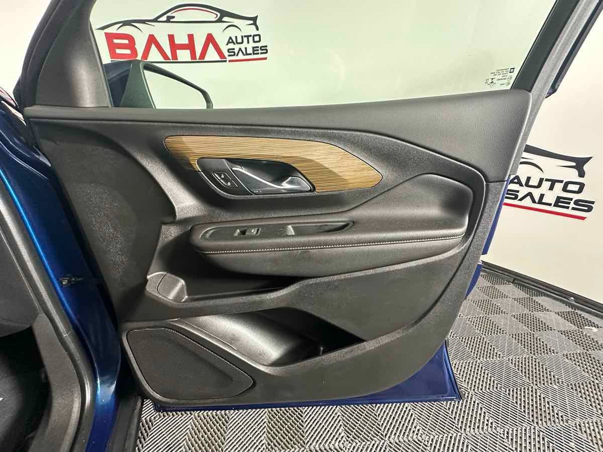 Used 2019 GMC Terrain SLE w/ Driver Convenience Package FWD image 17