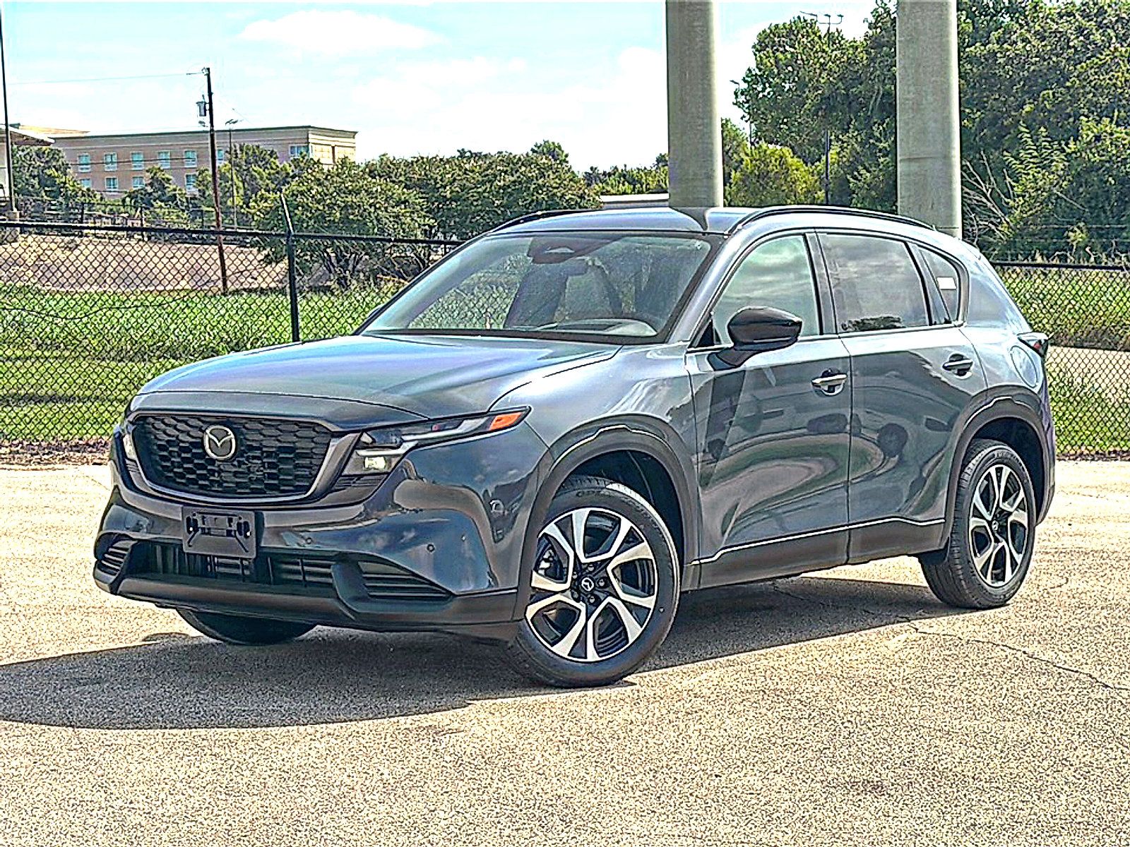 New 2026 MAZDA CX-5 Preferred AWD/4WD image 2