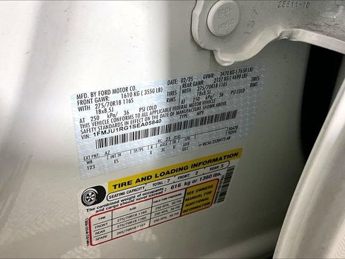 Used 2025 Ford Expedition Tremor AWD/4WD image 27