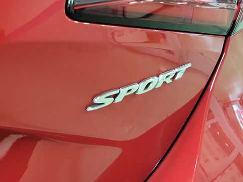 Certified 2024 Honda Civic Sport image 9