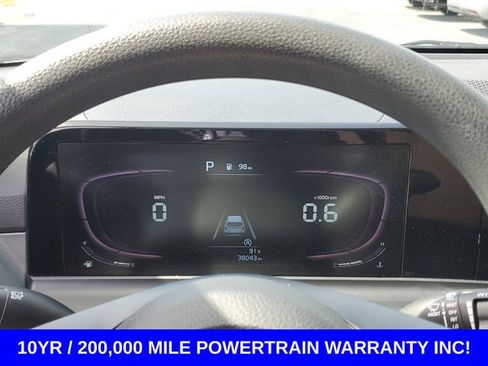 Used 2024 Kia Seltos LX AWD/4WD image 16