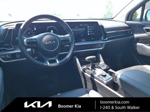 Certified 2025 Kia Sportage SX AWD/4WD image 8