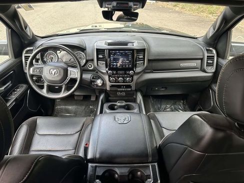Used 2024 RAM 1500 Laramie image 12