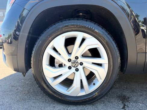 Used 2023 Volkswagen Atlas SE w/ Panoramic Sunroof Package AWD/4WD image 5