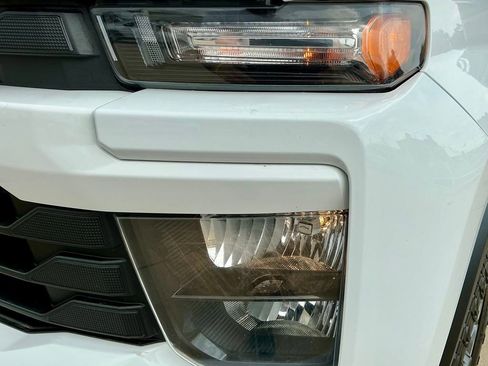Used 2024 Chevrolet Silverado 2500 Custom w/ Custom Value Package AWD/4WD image 10