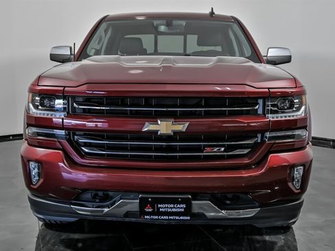Used 2018 Chevrolet Silverado 1500 LTZ Z71 image 4