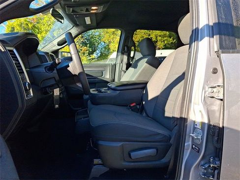 Used 2024 RAM 1500 Classic Warlock image 13