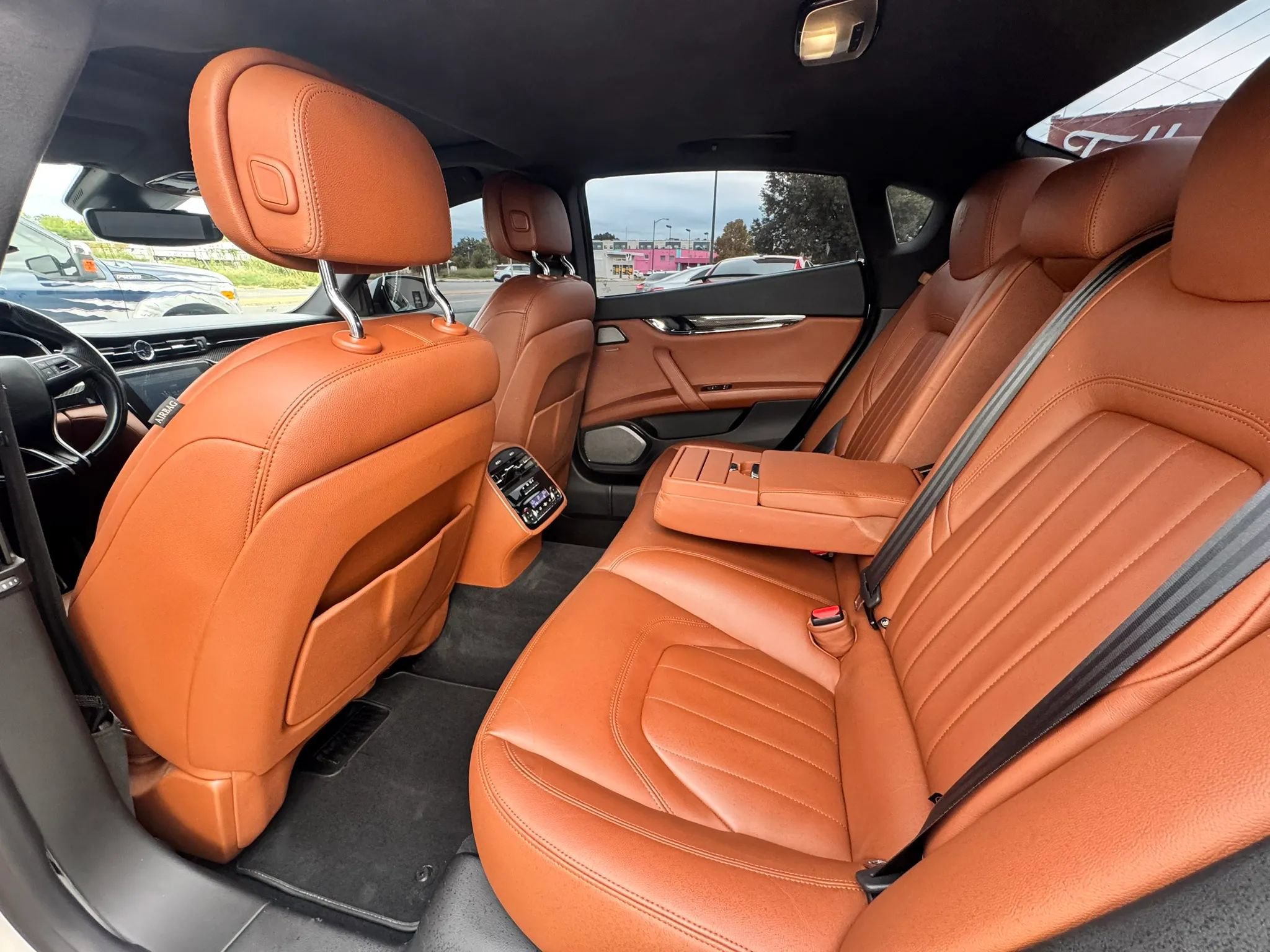 Used 2018 Maserati Quattroporte S Q4 AWD/4WD image 14