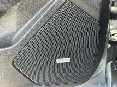 New 2025 Cadillac XT5 Luxury image 20