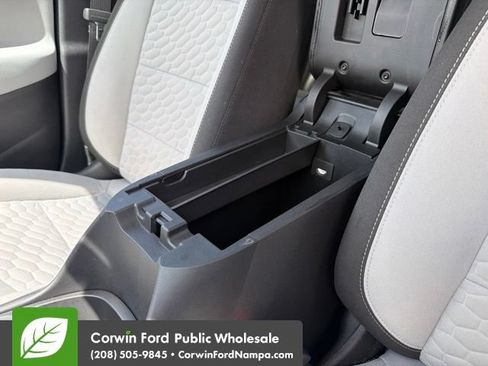 Used 2019 Chevrolet Equinox LS w/ LS Convenience Package FWD image 23