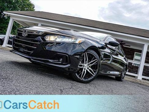 Used 2021 Honda Accord Touring image 3