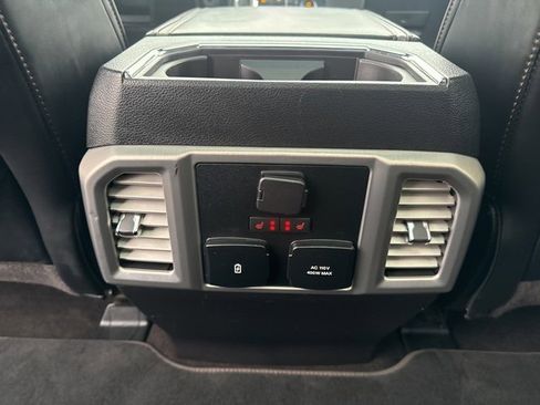 Used 2018 Ford F150 Platinum w/ Equipment Group 701A Luxury image 23