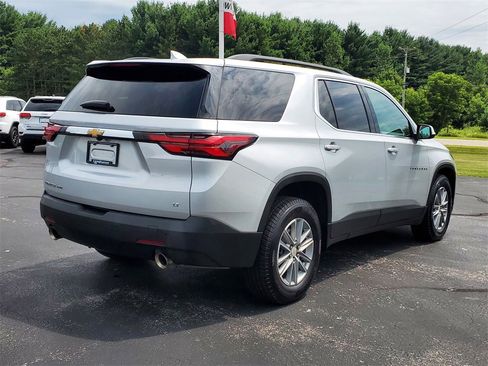 Used 2022 Chevrolet Traverse LT w/ LPO, Roadside Safety Package image 5