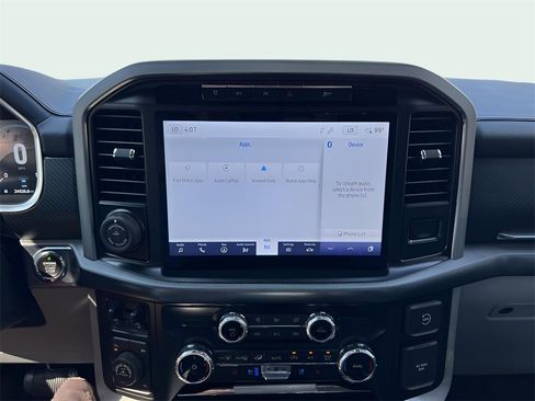 Used 2023 Ford F150 Limited image 15