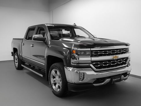 Used 2017 Chevrolet Silverado 1500 LTZ w/ Sport Package image 8