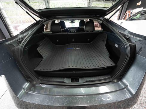 Used 2020 Toyota Prius Prime XLE FWD image 27