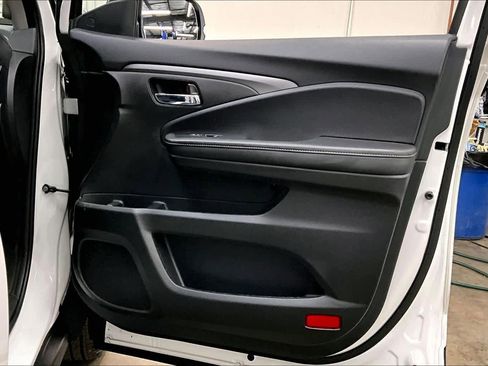 Used 2024 Honda Ridgeline RTL image 27