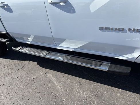 Used 2026 Chevrolet Silverado 3500 LT w/ Leather Package image 12