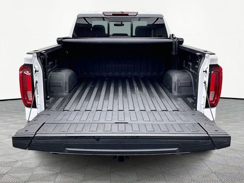 Used 2024 GMC Sierra 1500 SLT w/ SLT Premium Package AWD/4WD image 18