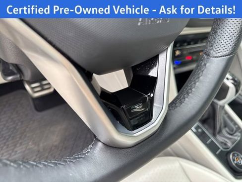 Certified 2022 Volkswagen Tiguan SE R-Line AWD/4WD image 27