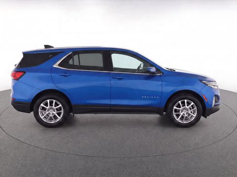 Used 2024 Chevrolet Equinox LT AWD/4WD image 8