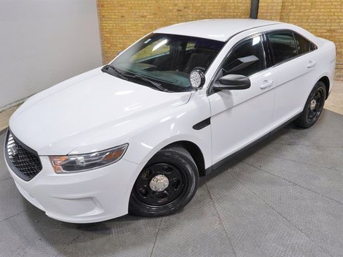 Used 2019 Ford Taurus Police Interceptor AWD image 2