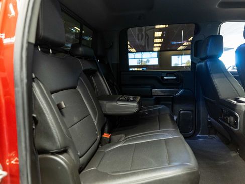 Used 2021 Chevrolet Silverado 2500 LTZ w/ LTZ Convenience Package AWD/4WD image 15