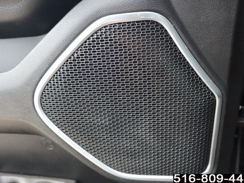 Used 2019 RAM 1500 Laramie image 34