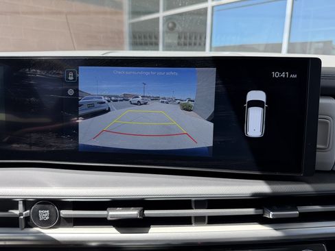 Used 2025 Hyundai Santa Fe SEL FWD image 19