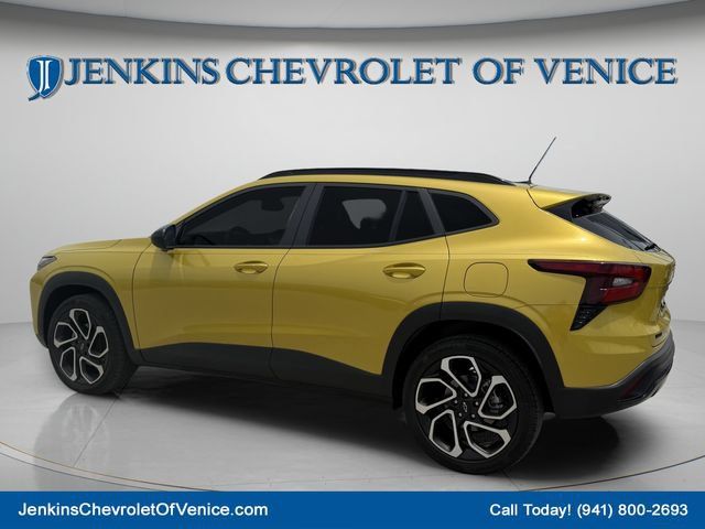Used 2025 Chevrolet Trax RS w/ Driver Confidence Package FWD image 8