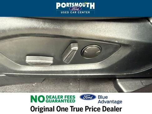 Certified 2022 Ford Explorer XLT w/ Equipment Group 202A image 25