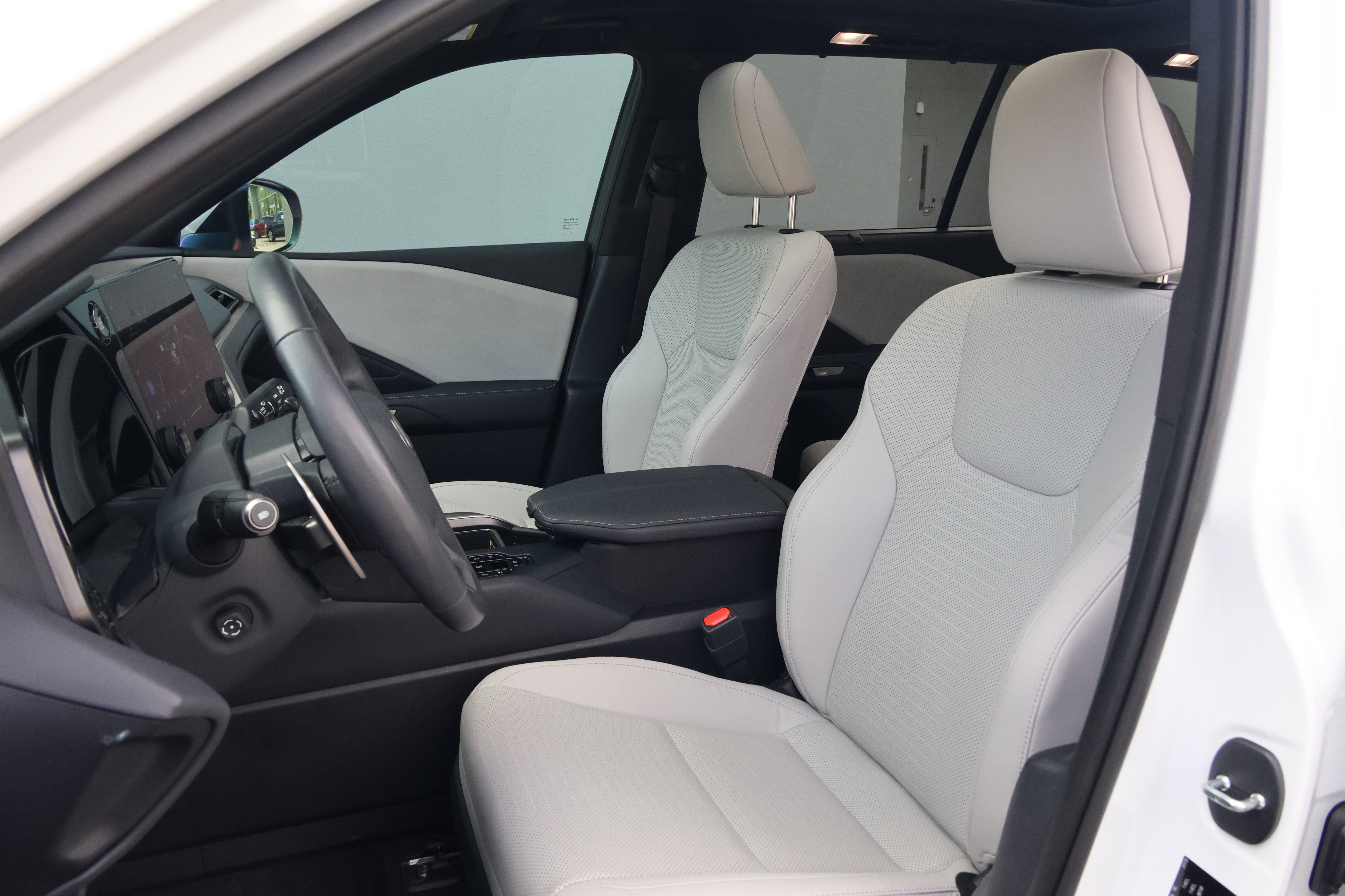 Certified 2026 Lexus TX 350 AWD w/ Technology Package image 35