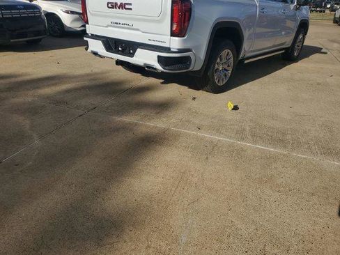 New 2026 GMC Sierra 1500 Denali w/ Technology Package AWD/4WD image 7