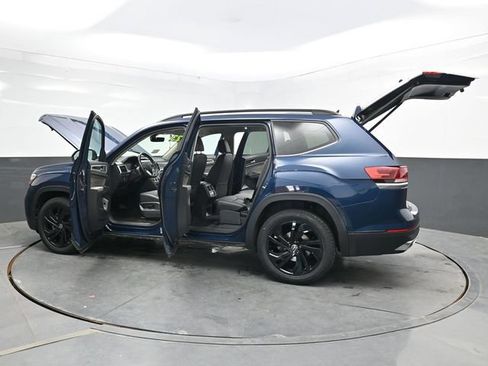 Used 2023 Volkswagen Atlas SE AWD/4WD image 38